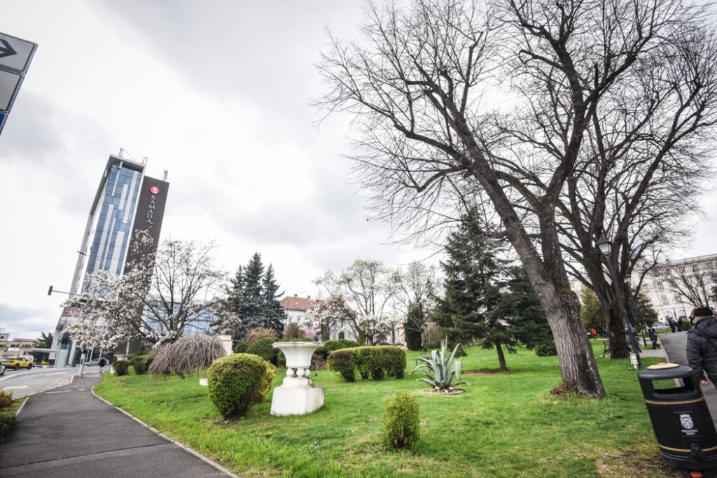 Foto arhiva turnulsfatului.ro