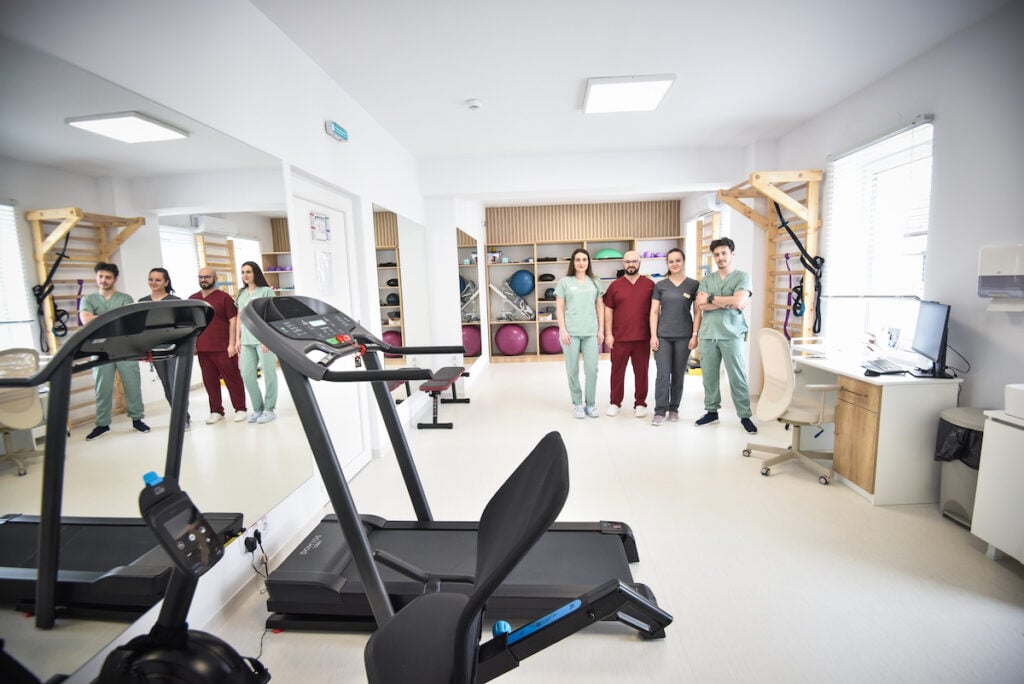 policlinica sf mihail si gavriil publicitate foto ts1