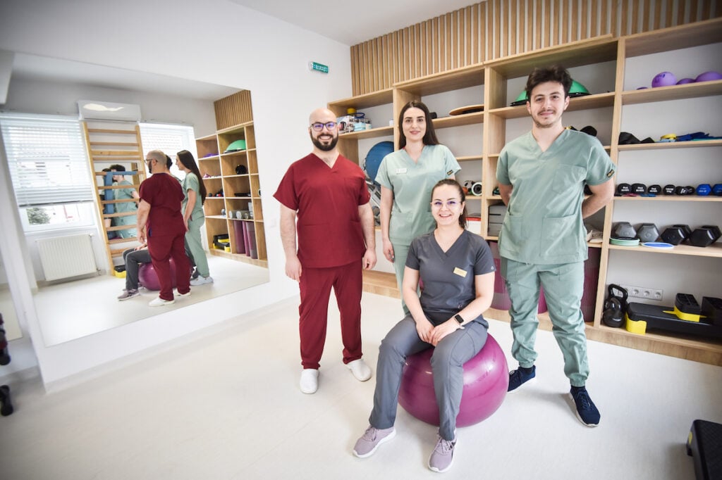 policlinica sf mihail si gavriil publicitate foto ts2