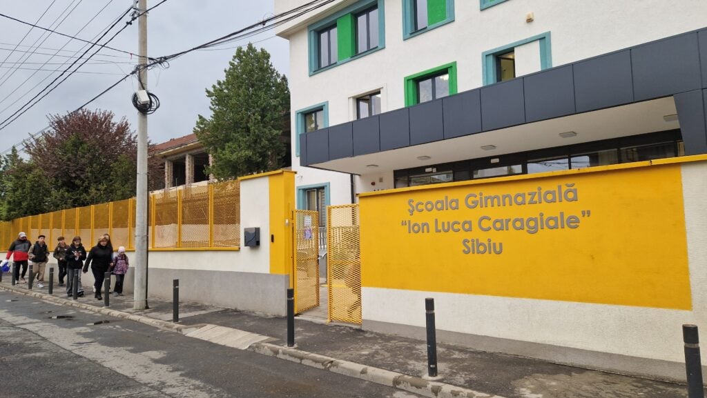 scoala caragiale