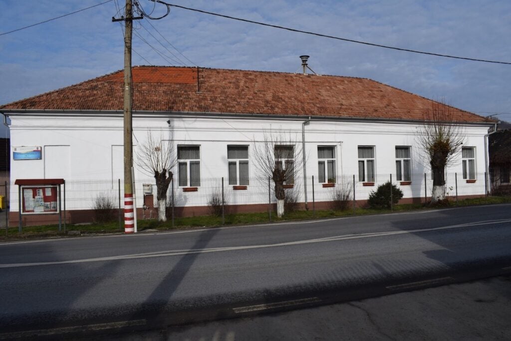 Școala care va fi demolată: Foto: Primăria Copșa Mică