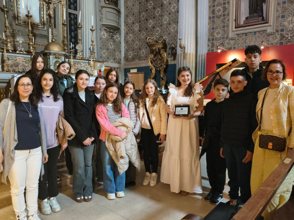 Foto Școala Gimnazială „Aurel Decei” Gura Râului