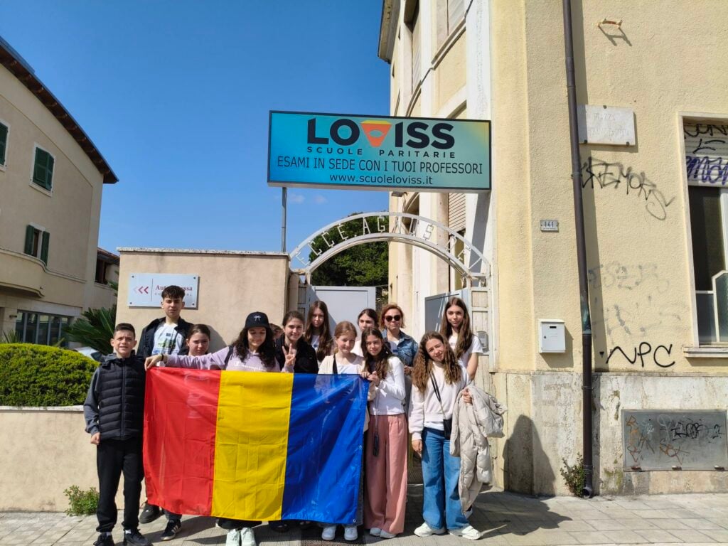 Foto Școala Gimnazială „Aurel Decei” Gura Râului