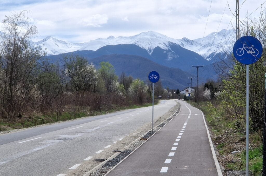 semne pista biciclete munti