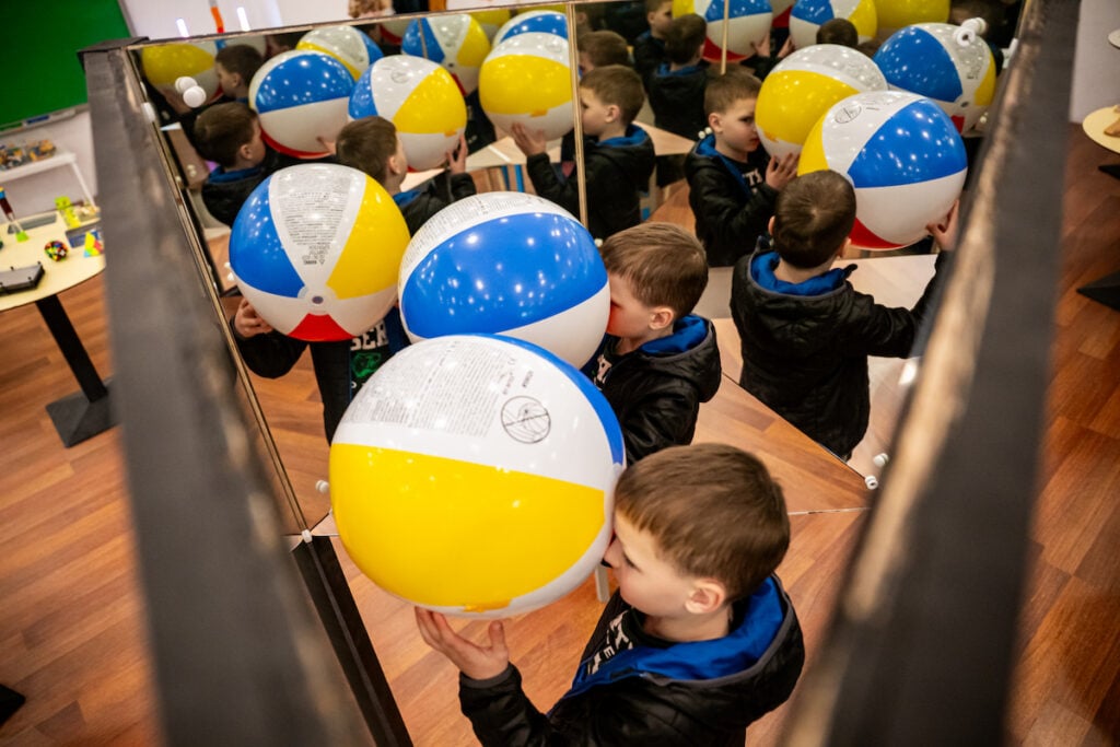 stiintescu hub publicitate shopping city1