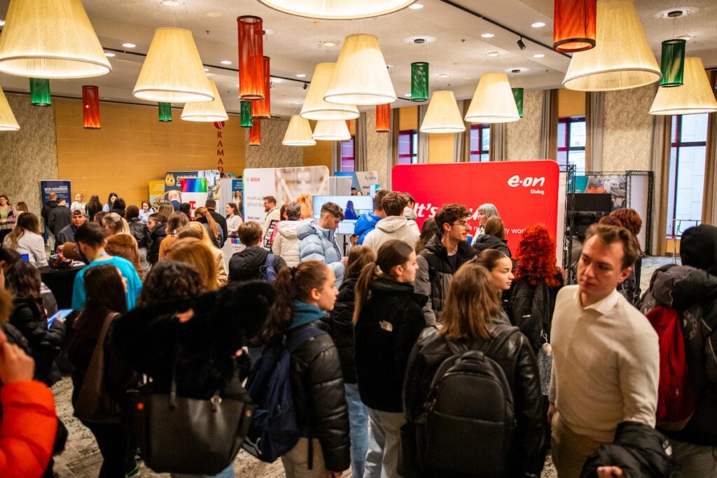 targ de cariere publicitae8