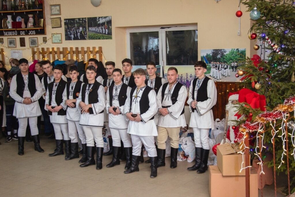 Ansamblul Hora din Rusca – Sebeșu de Jos3