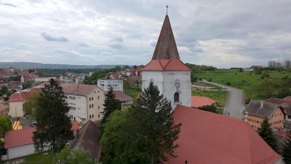 Biserica reformata fortificată din Ocna Sibiului1