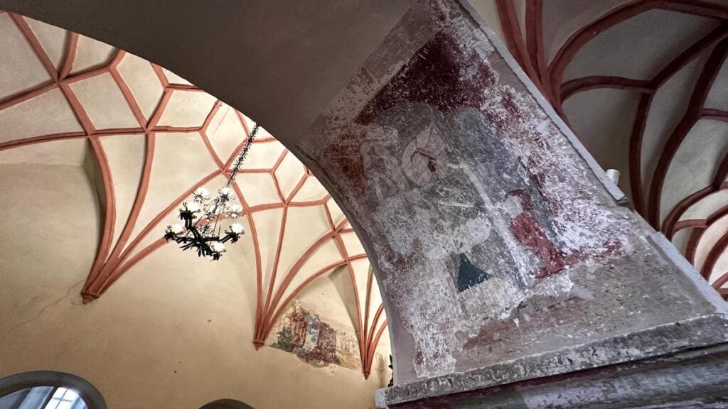 Biserica reformata fortificată din Ocna Sibiului4