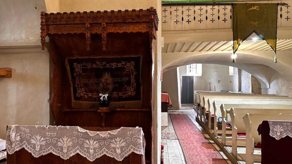 Biserica reformata fortificată din Ocna Sibiului6
