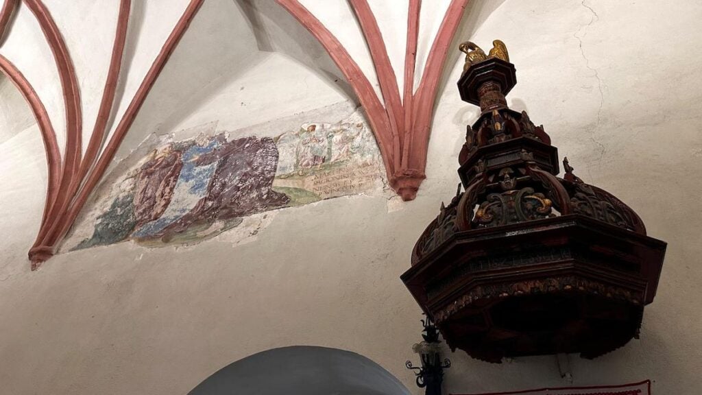 Biserica reformata fortificată din Ocna Sibiului7