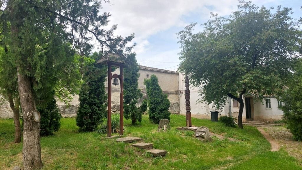Biserica reformata ocna sibiului1