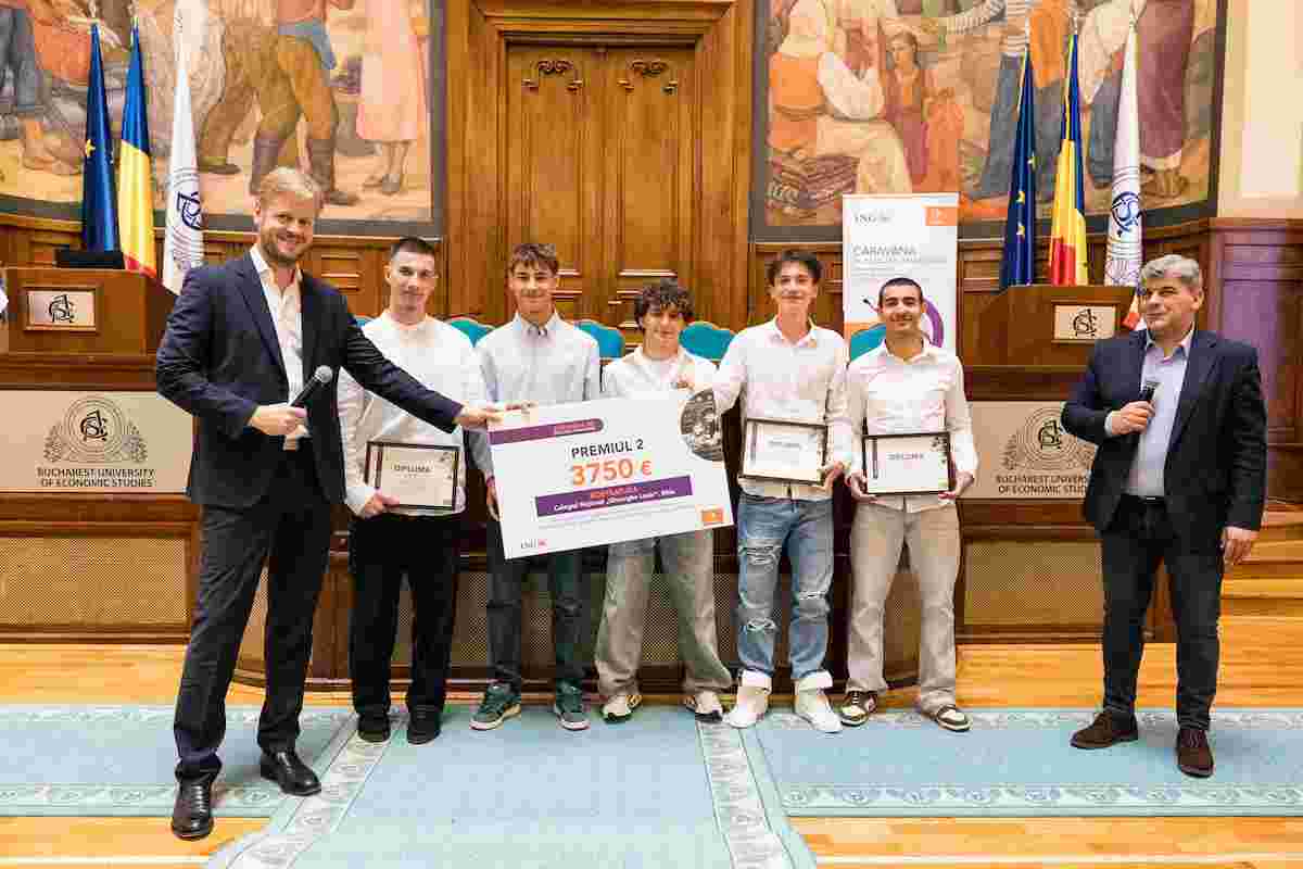 Pe lângă premiul obținut de echipa din Sibiu, locul I a mers către o echipă din Brăila, iar locul al III-lea către una din Galați.