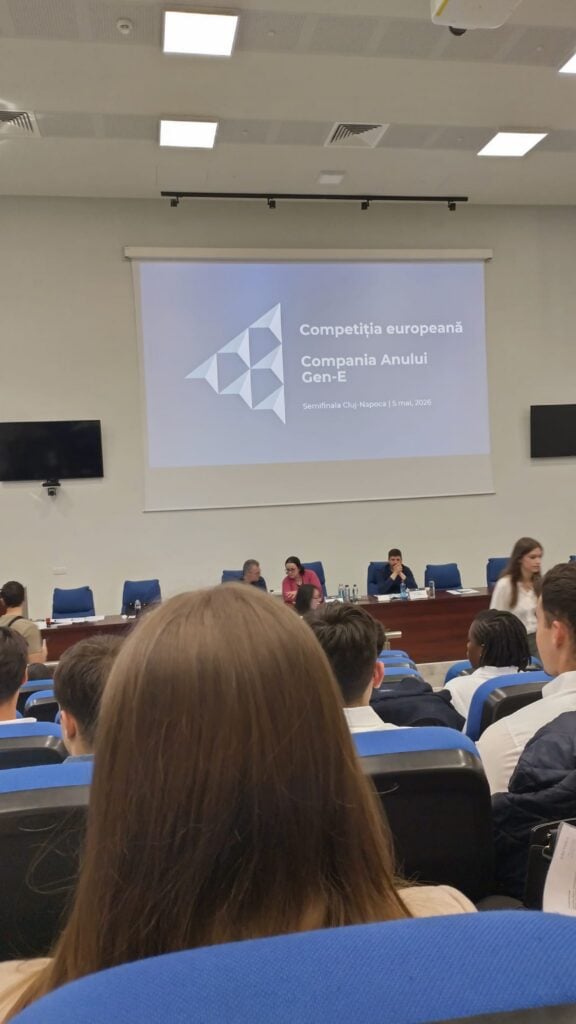 Elevi colegiul economic12