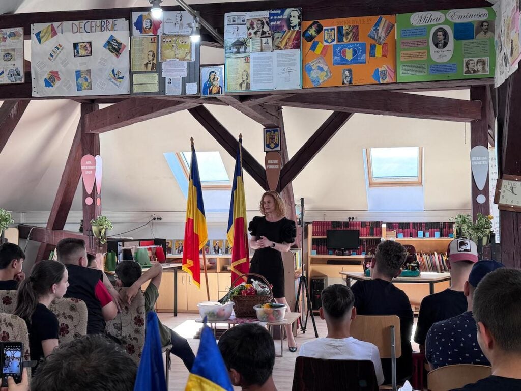 dr doina acromita scoala mihai viteazu selmbar4
