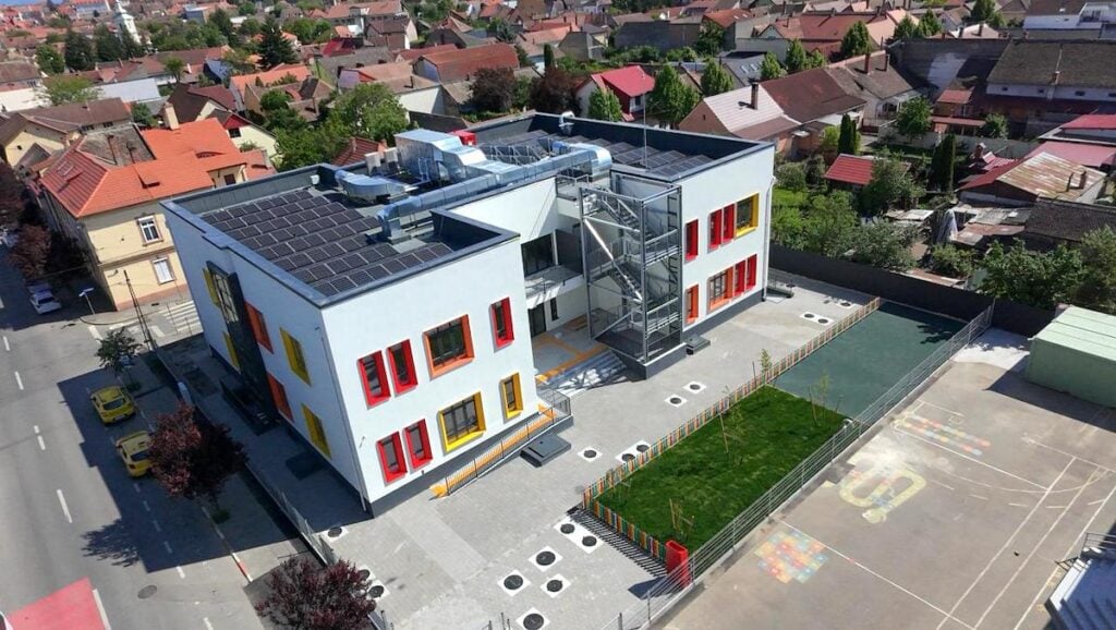 gradinita si cresa piata cluj, foto turnul sfatului2