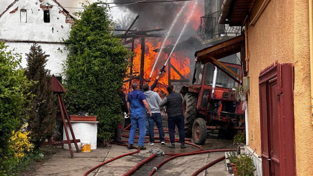 incendiu sura mica (4)