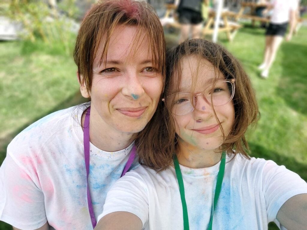 Color cross37