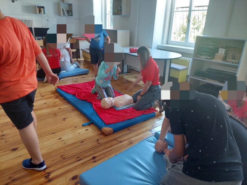 Crucea rosie scoala incluziva3