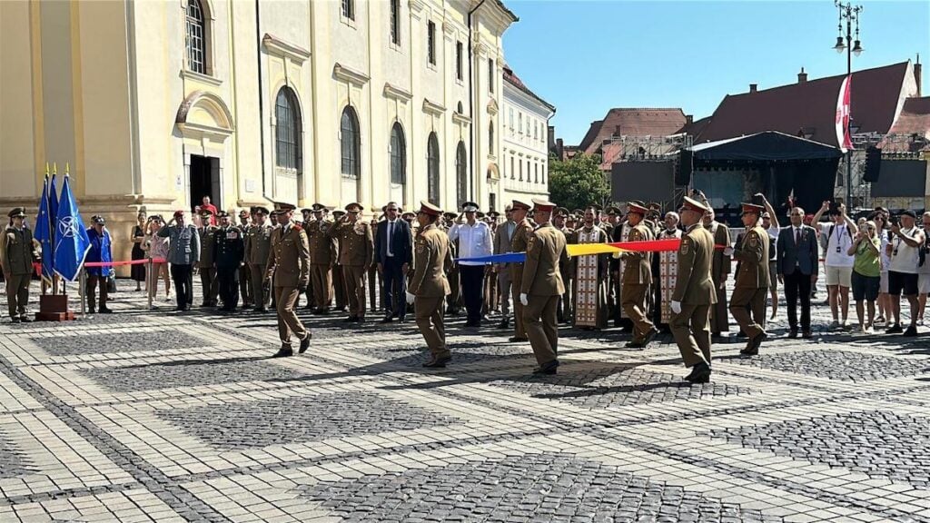Drapelul Romaniei 13