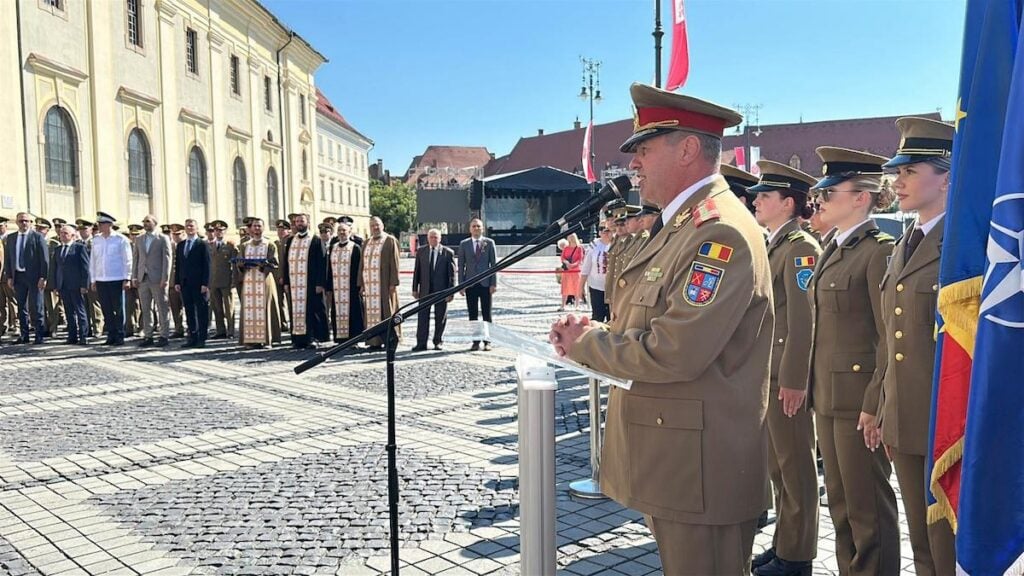 Drapelul Romaniei 17