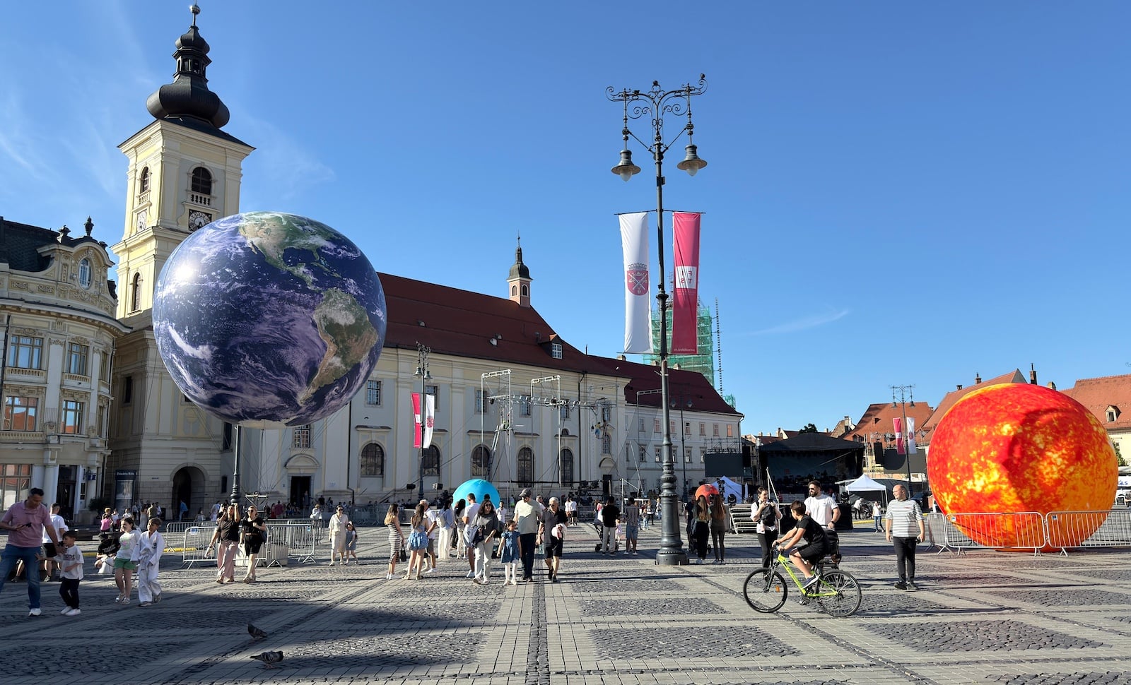 Festivalul Internațional de Teatru de la Sibiu schimbă viața întregului oraș. Foto: turnulsfatului.ro