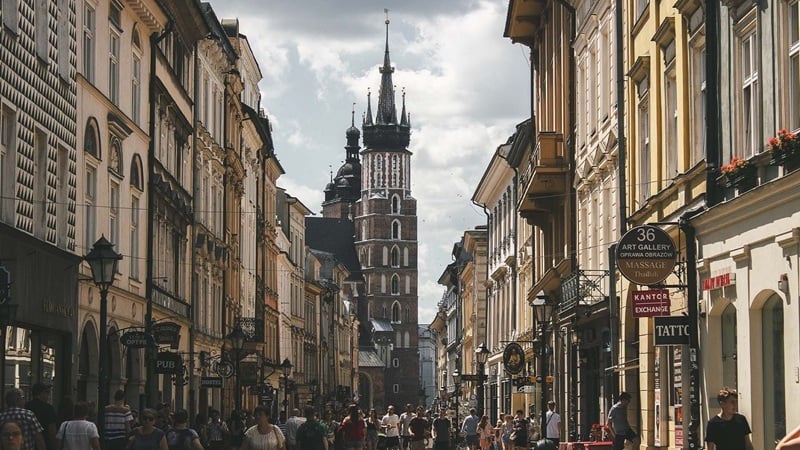 capitala culturala a poloniei publicitate