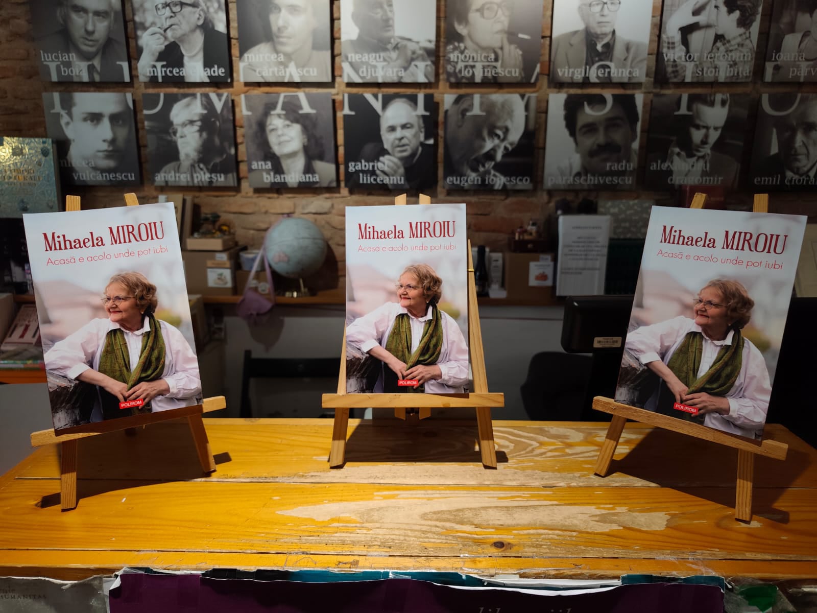 Foto Librăria Humanitas Sibiu