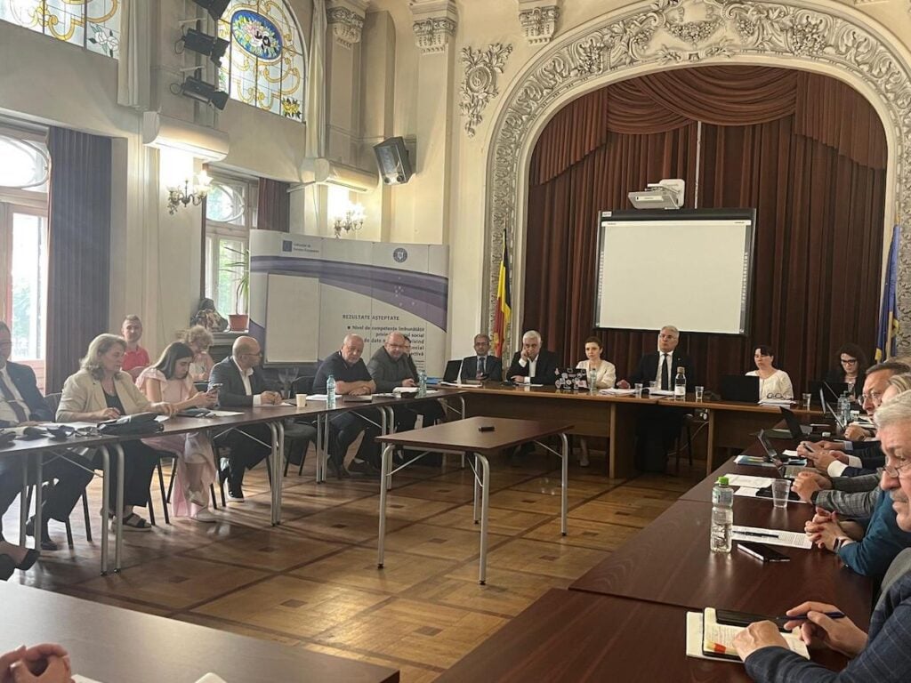 consultari acor publicitate