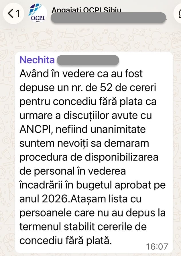 Mesajul trimis pe grupul de WhatsApp al angajaților OCPI Sibiu. Foto: turnulsfatului.ro