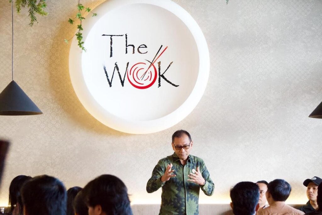 the wok publicitate vizita ambasada3