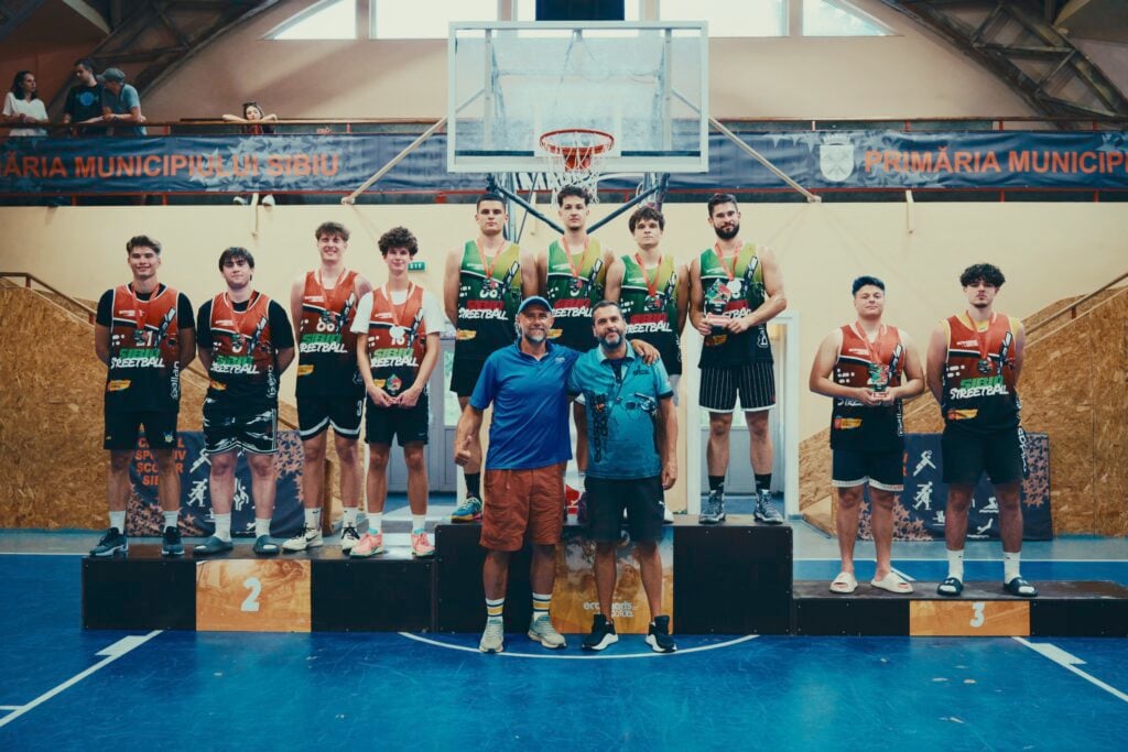 Podiumul ediției 2026 a turneului Sibiu Streetball