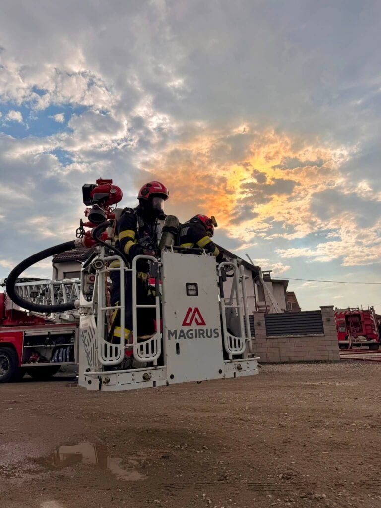 incendiu avrig nacela