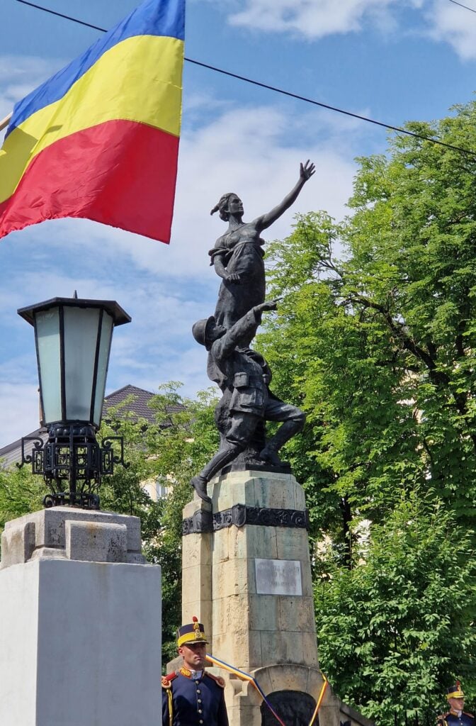 monument de pe victoriei