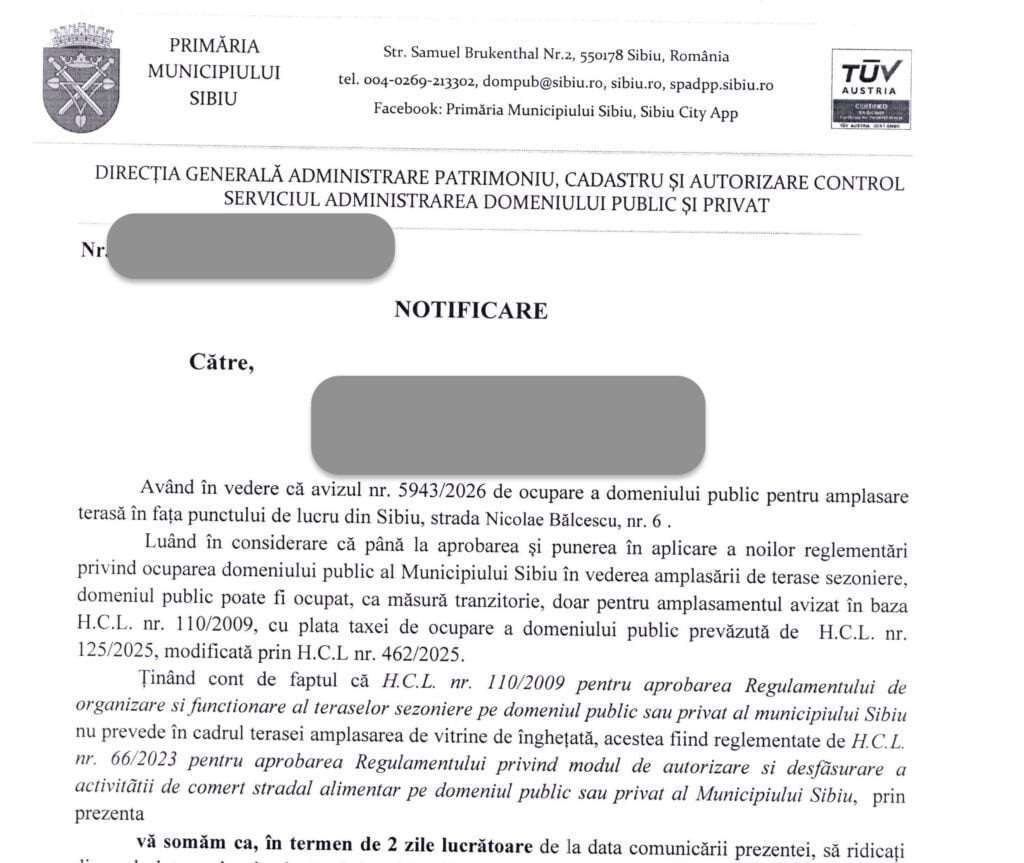 Toate restaurantele care au terasă pe care se vinde înghețată au fost notificate. Foto: turnulsfatului.ro