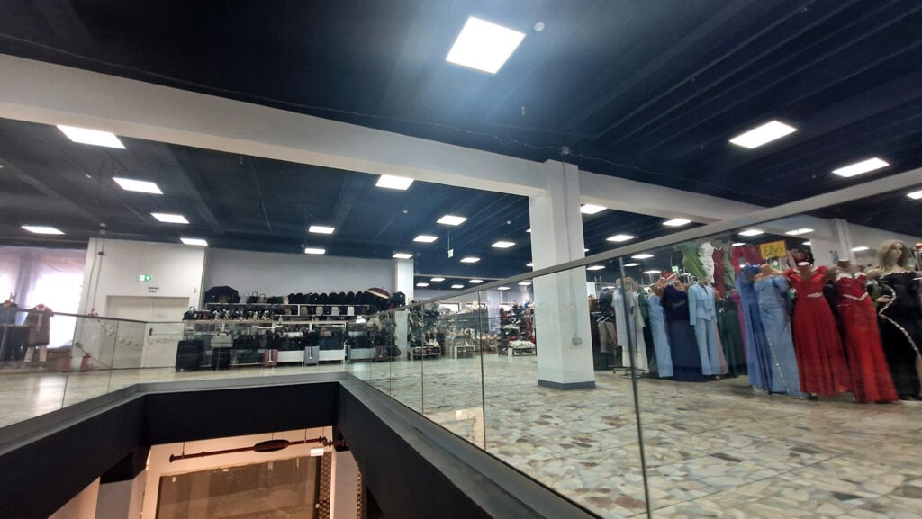 noul magazin dumbrava (1)