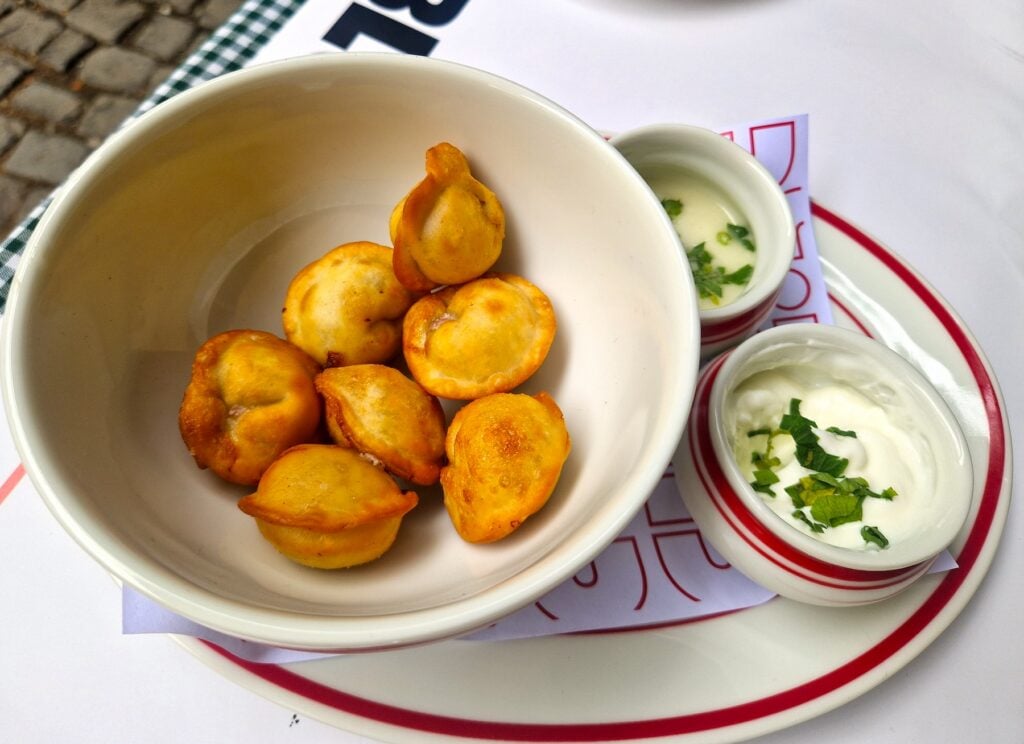 Pelmeni Maison, la Blur. Foto: turnulsfatului.ro