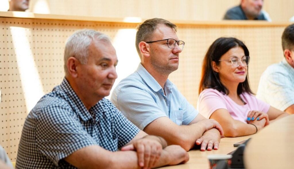 sesiune de informare conflicte oameni ursi publicitate foto CJ11
