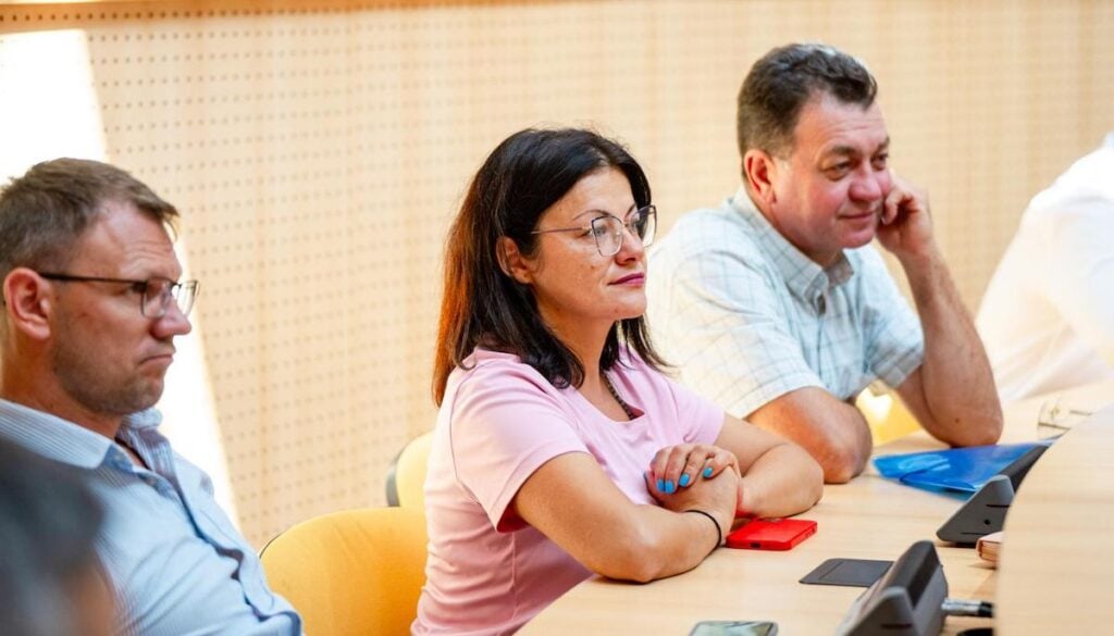 sesiune de informare conflicte oameni ursi publicitate foto CJ14