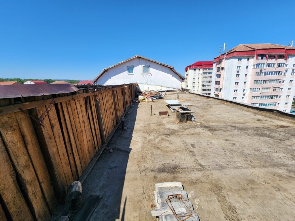acoperiș valea aurie