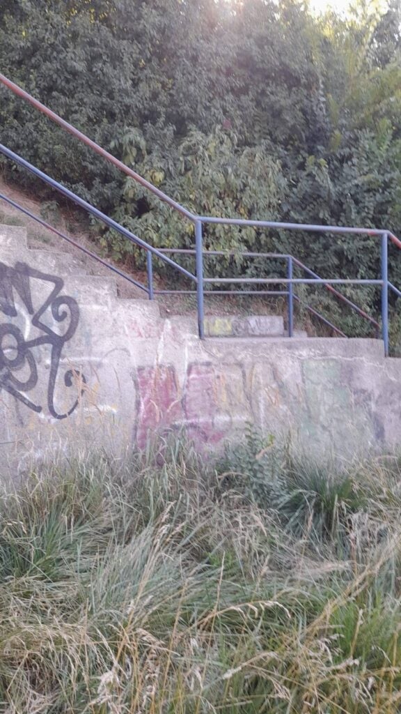 scări pod Ștefan cel Mare