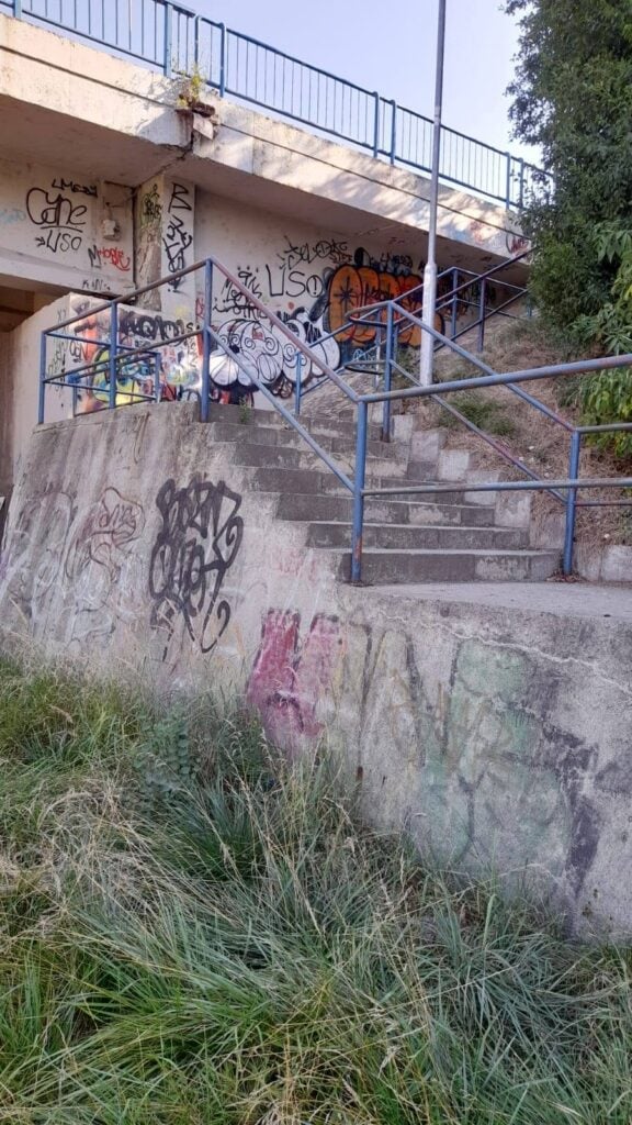 scări pod Ștefan cel Mare