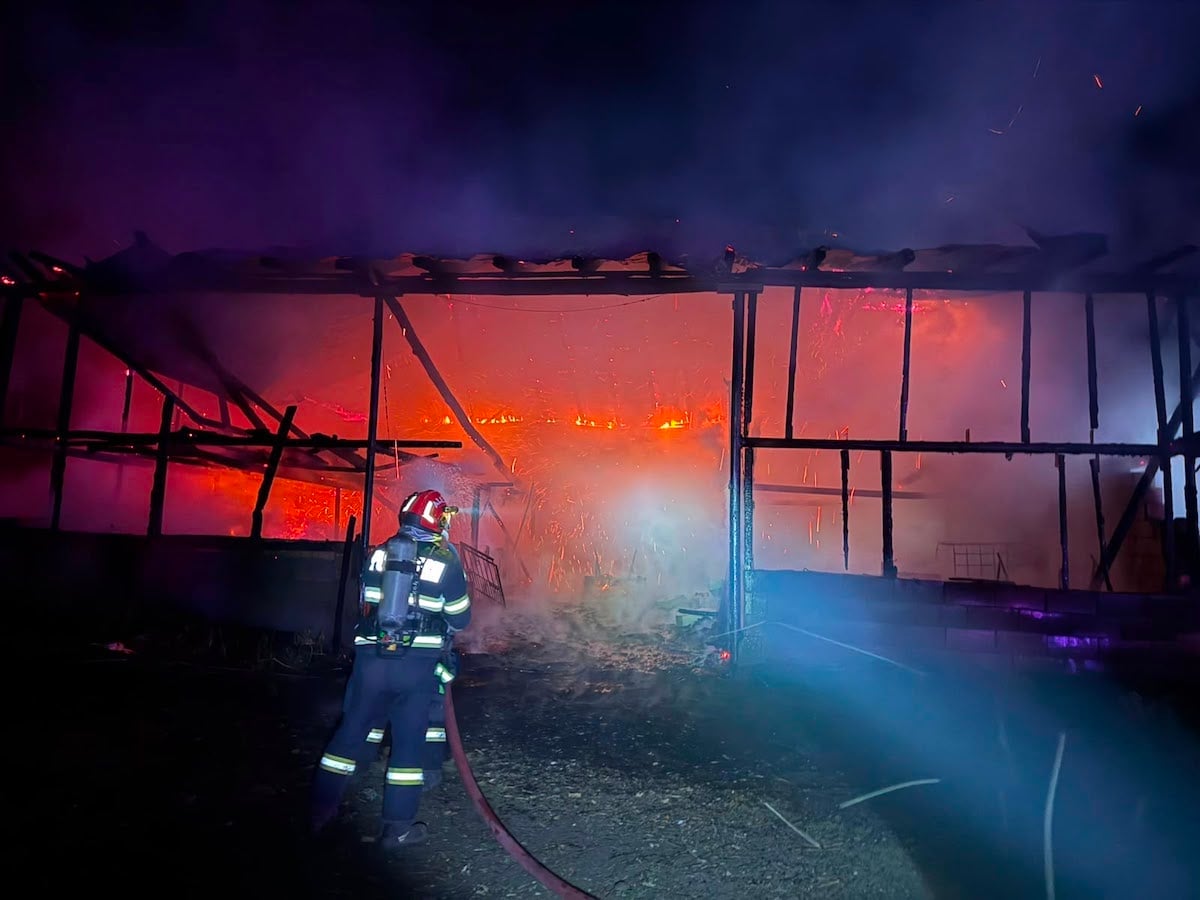 Incendiul de vineri spre sâmbătă/Foto: ISU Sibiu