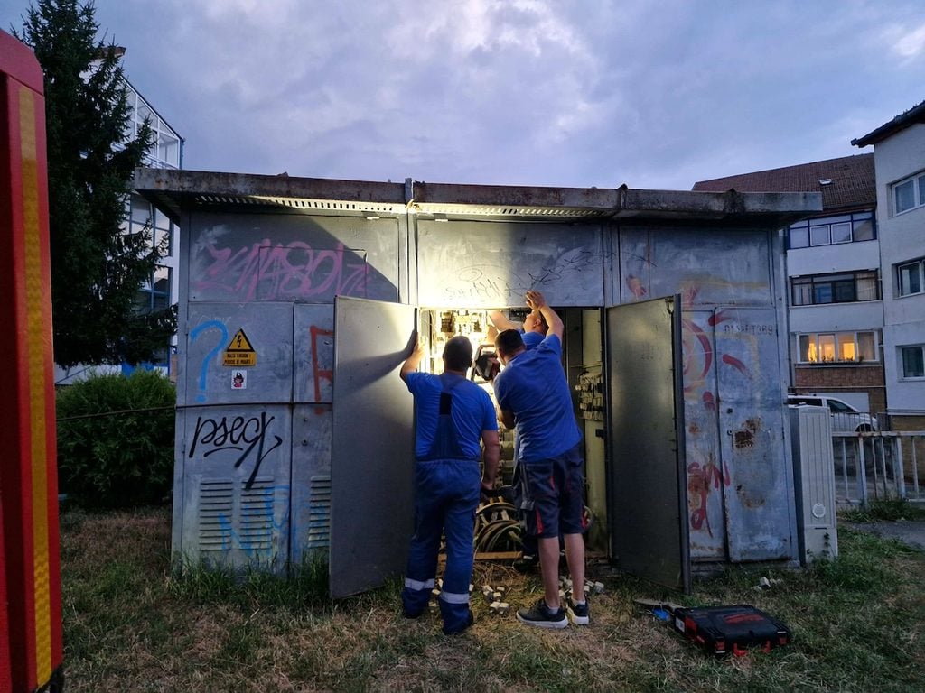 intreruperi curent, electrica, generator1