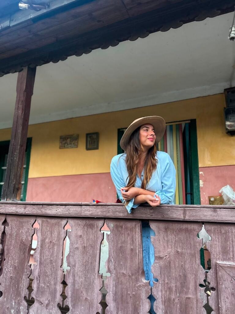 madalina tanase turist11