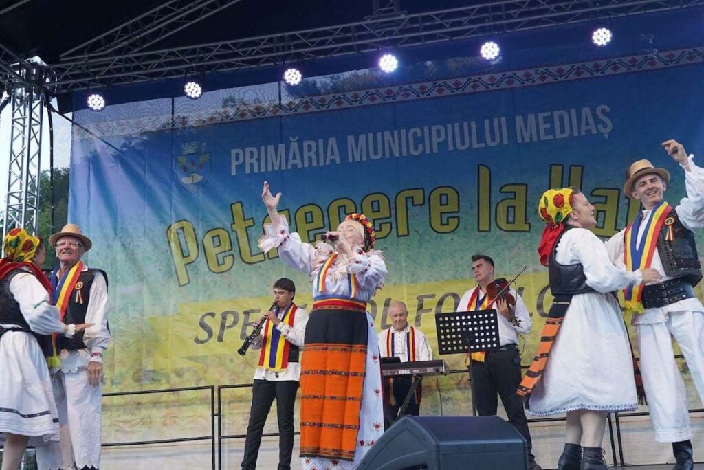 petrecere la han publicitate6
