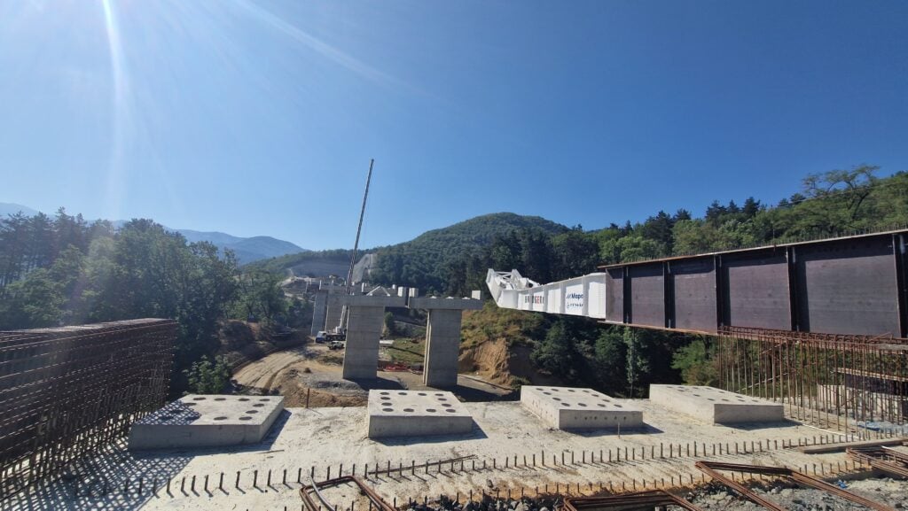 viaduct boita