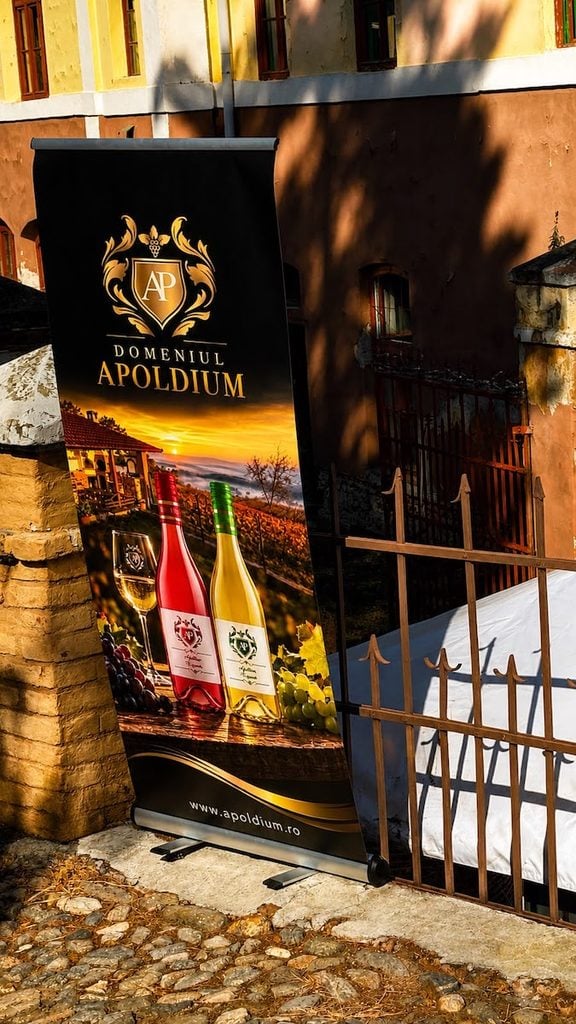 vinotopia publicitate13