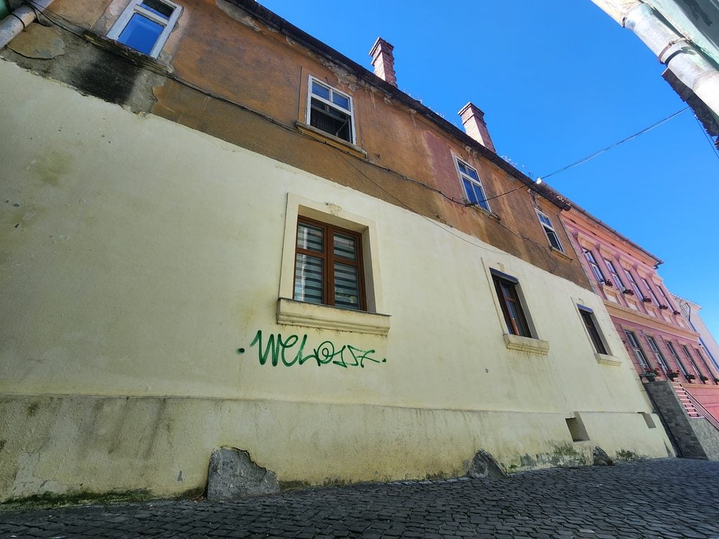hornul avariat de pe strada Pasajul Școlii