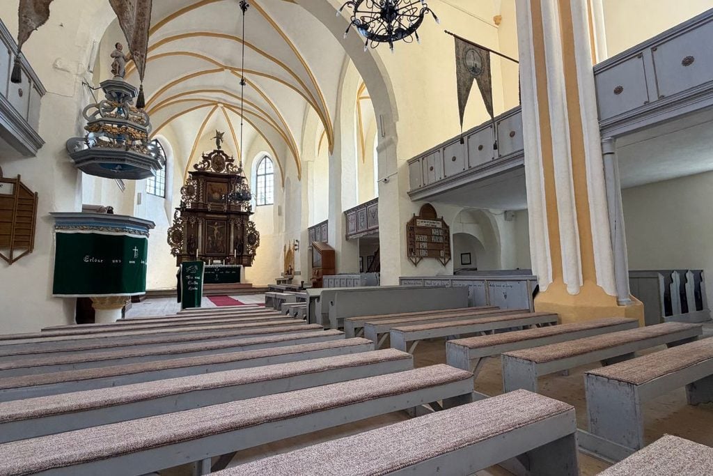 Refacerea altarului va fi următoarea mare lucrare la Biserica Evanghelică din Cristian.
